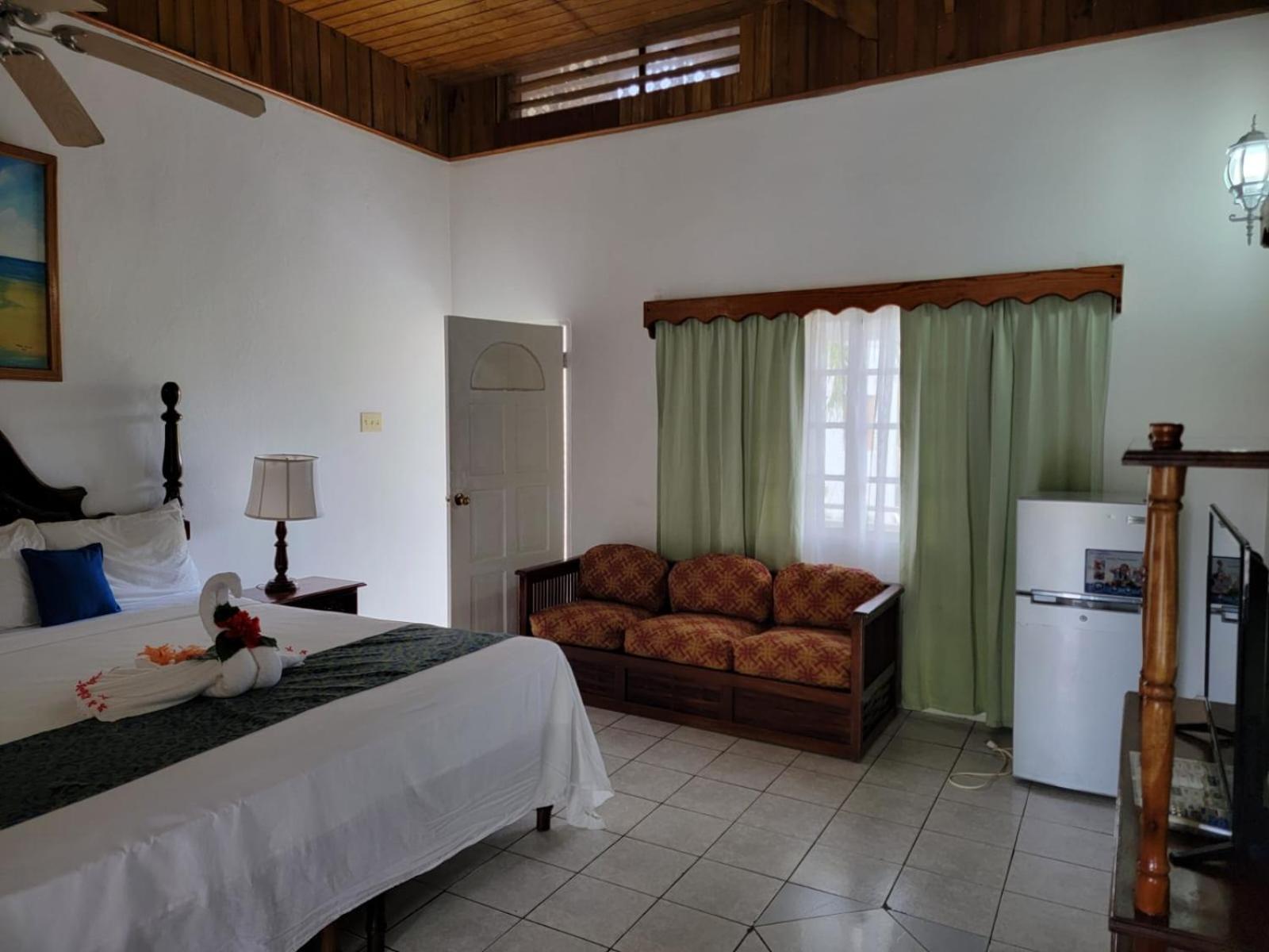 Merrils Beach Resort II Негрил Экстерьер фото